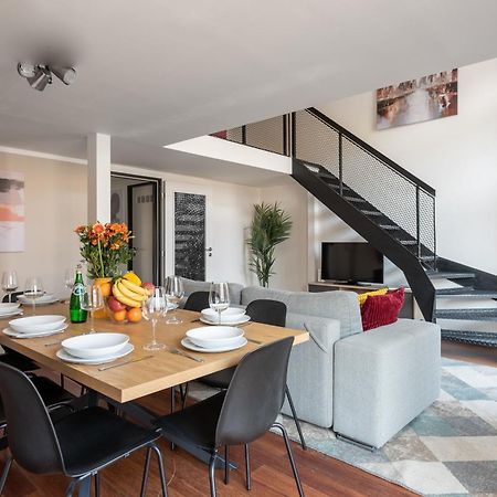 Spacious Apartments Near Karlin Square Praga Exterior foto