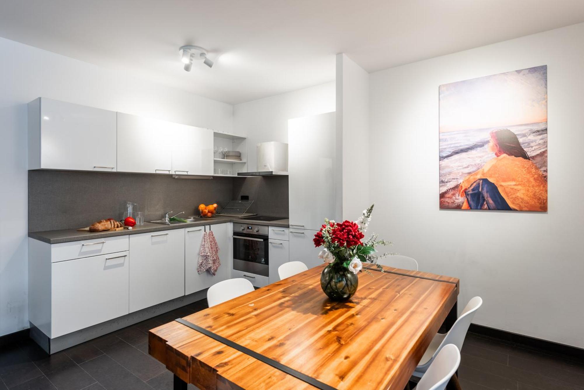 Spacious Apartments Near Karlin Square Praga Exterior foto