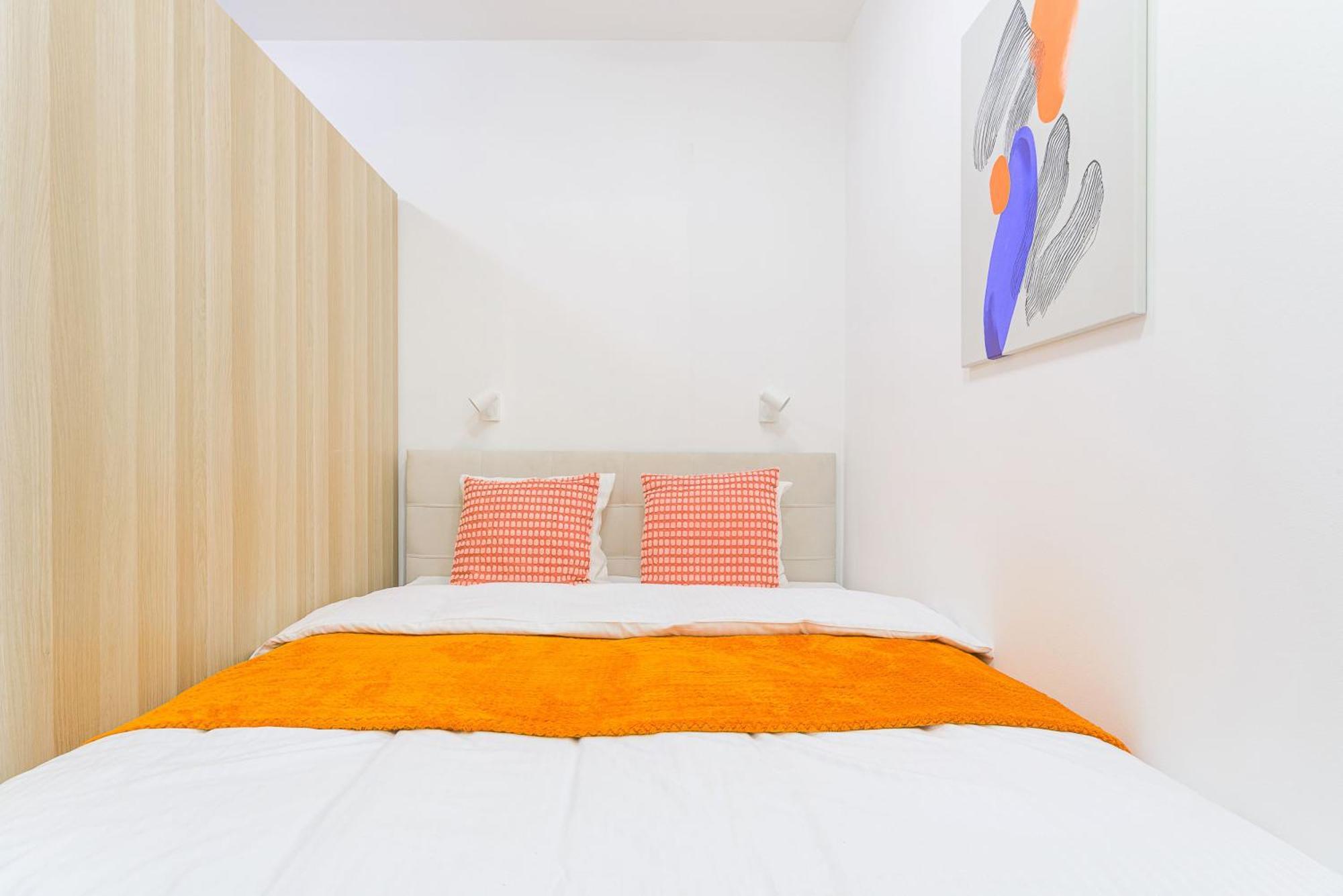 Spacious Apartments Near Karlin Square Praga Exterior foto