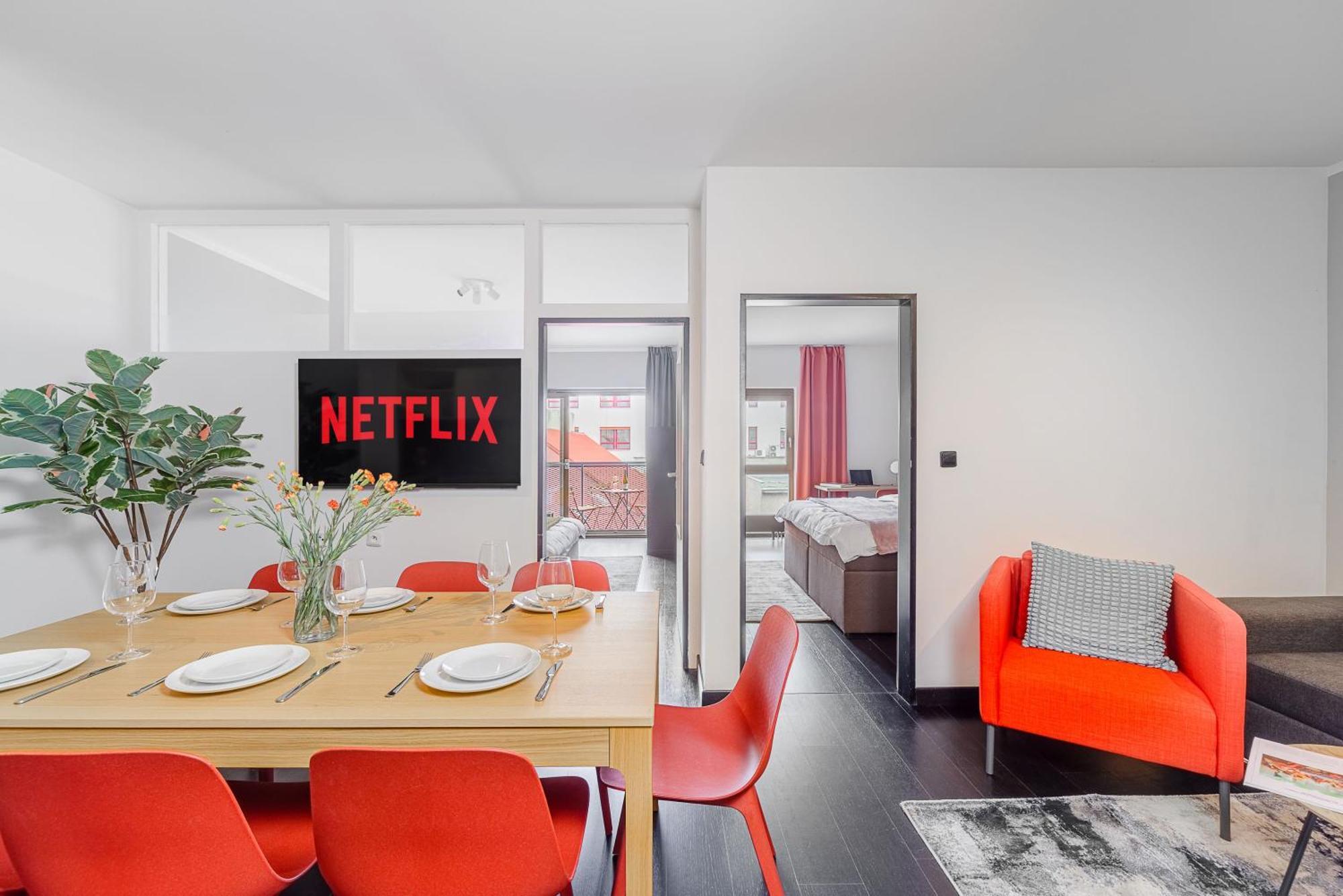 Spacious Apartments Near Karlin Square Praga Exterior foto