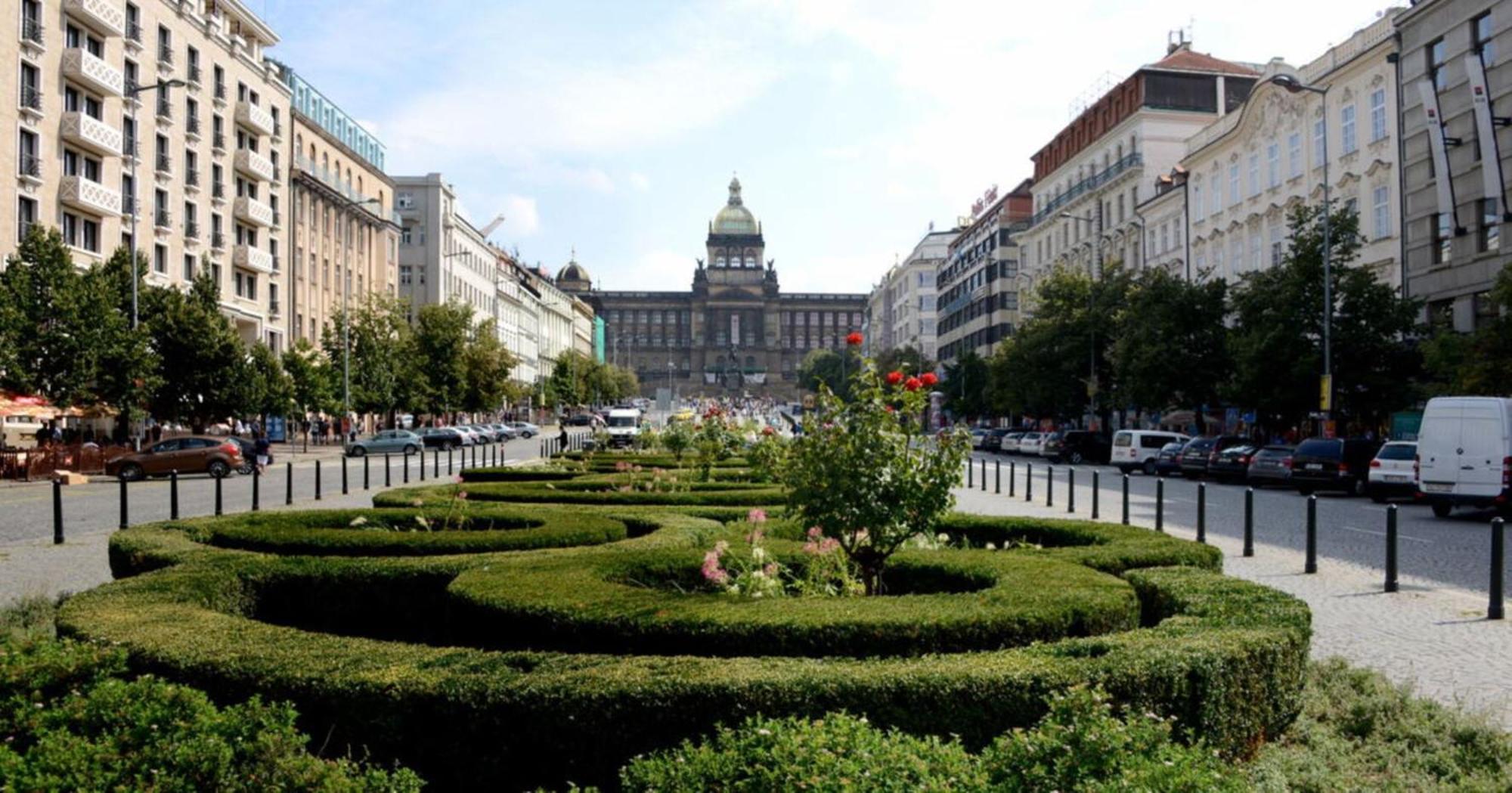 Spacious Apartments Near Karlin Square Praga Exterior foto