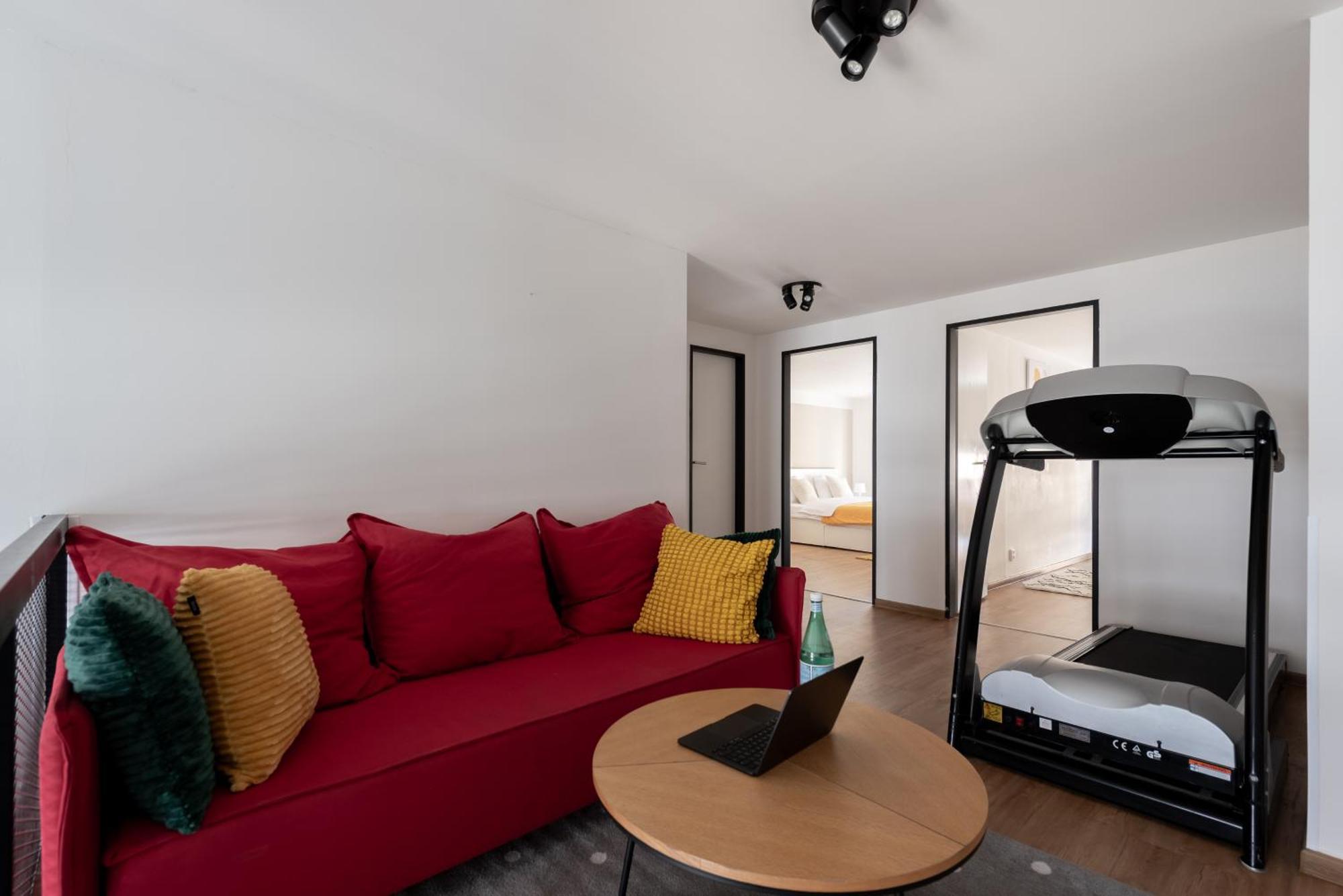 Spacious Apartments Near Karlin Square Praga Exterior foto